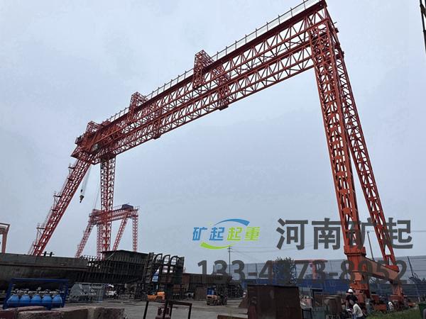 江蘇鎮(zhèn)江造船門式起重機廠家造船門式起重機操作靈活