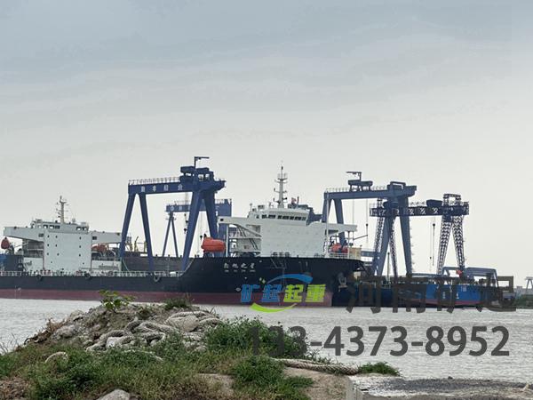 湖南岳陽造船門式起重機廠家造船門式起重機安全可靠