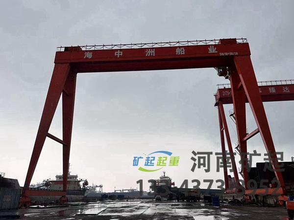 山東煙臺造船門式起重機廠家造船門式起重機適應(yīng)性強